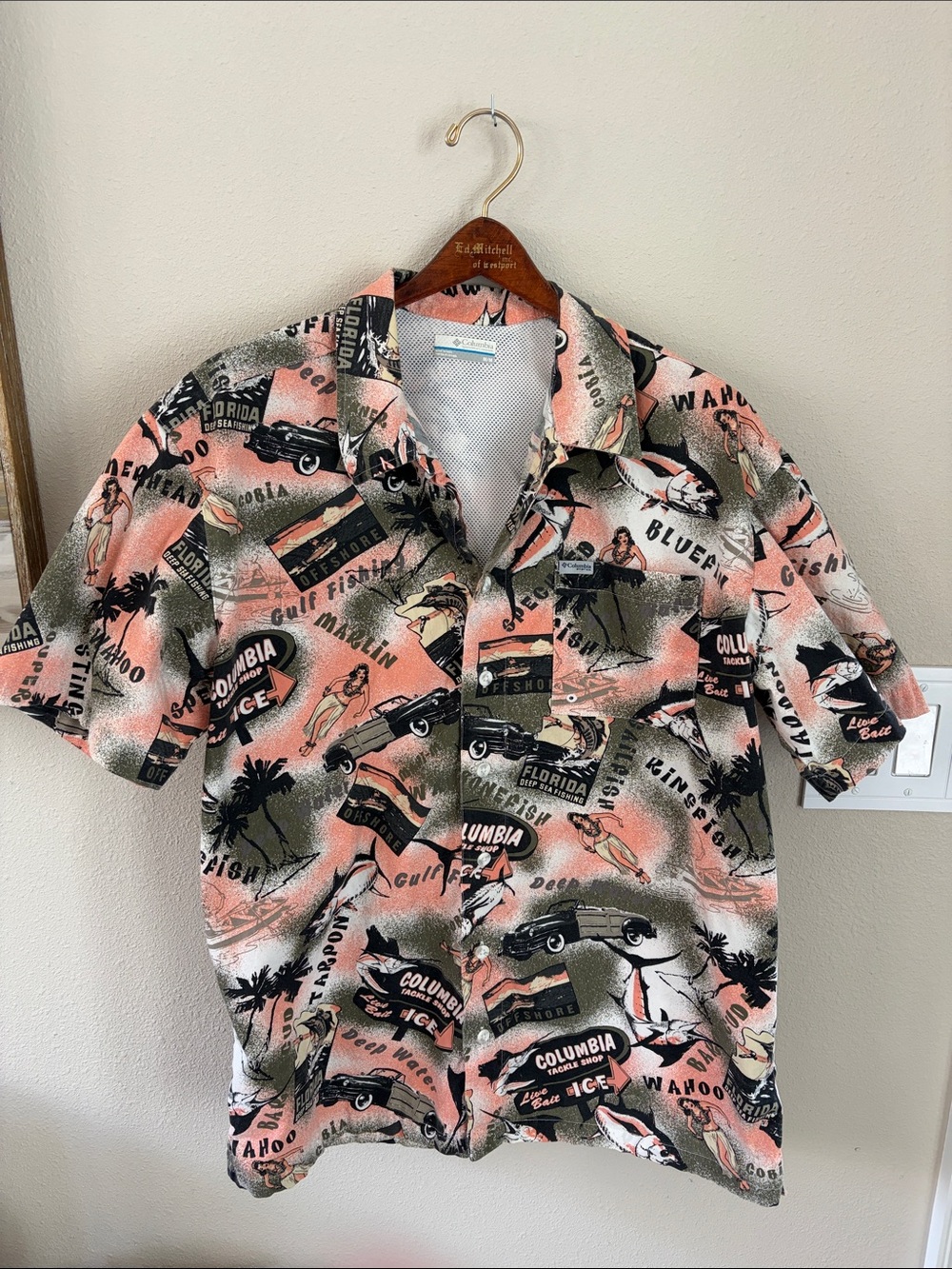 Columbia Short Sleeve Button-Up in Coral, Black & Cream Surf Print